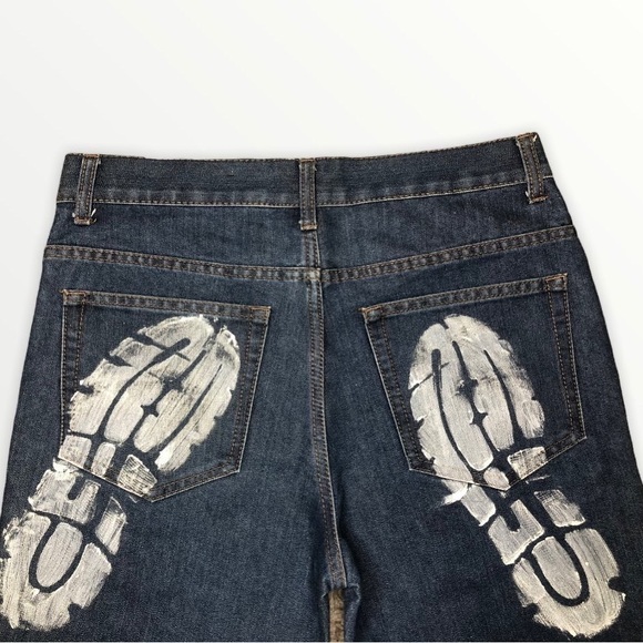 DESIGNER FOOTPRINT RARE JEANS - Picture 3 of 3